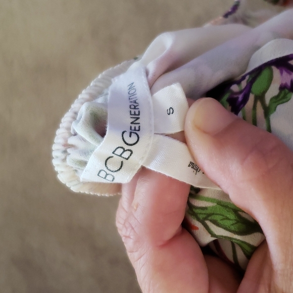 BCBGeneration s artsy dark floral collage floating tripod skirt high low maxi - Picture 9 of 11